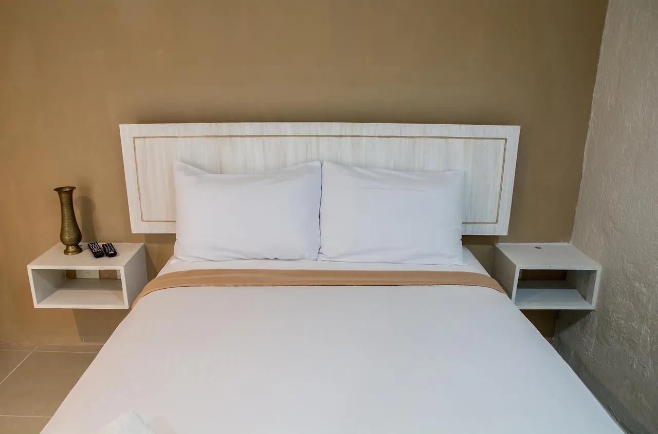 Hotel Avenija Olongapo